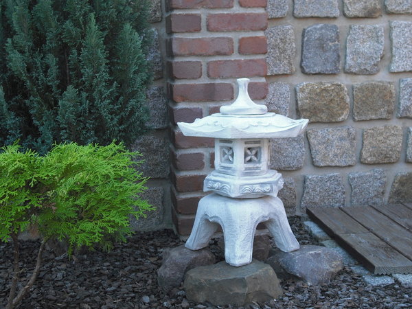 Japanese Oki-gata style stone lantern