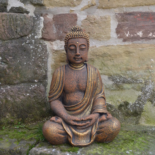 Huge Buddha statue in exclusive bronze tones