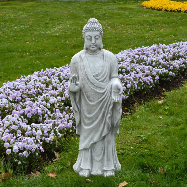 Buddha-Statue mit typischer Handgeste
