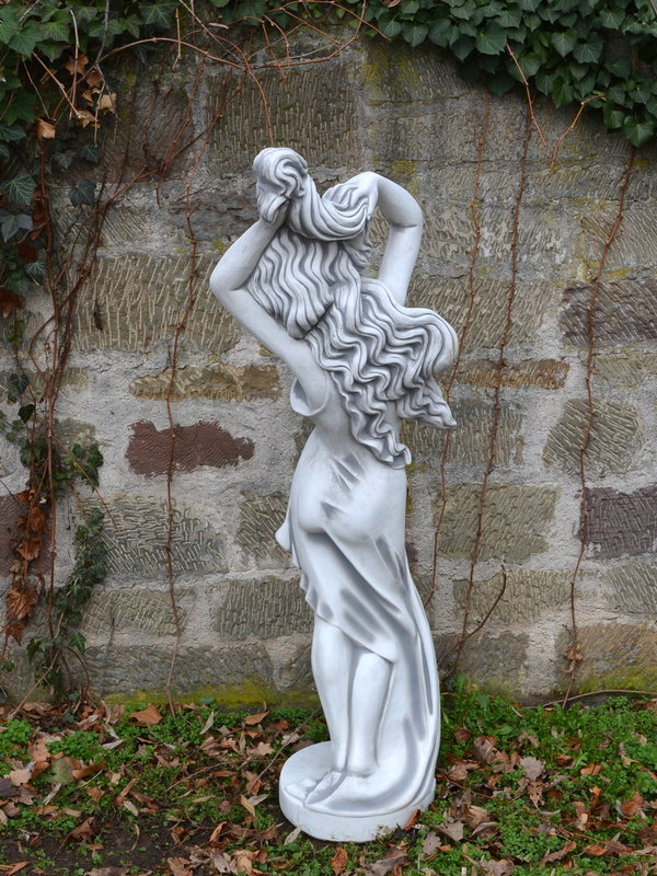 Weibliche Frauen-Statue der Hera