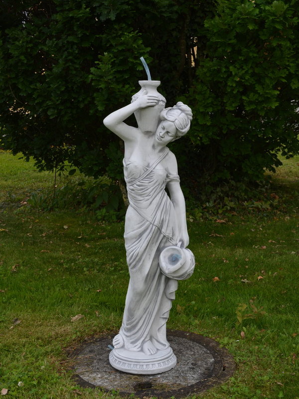 Mittelgroße Statue der Göttermutter Maia