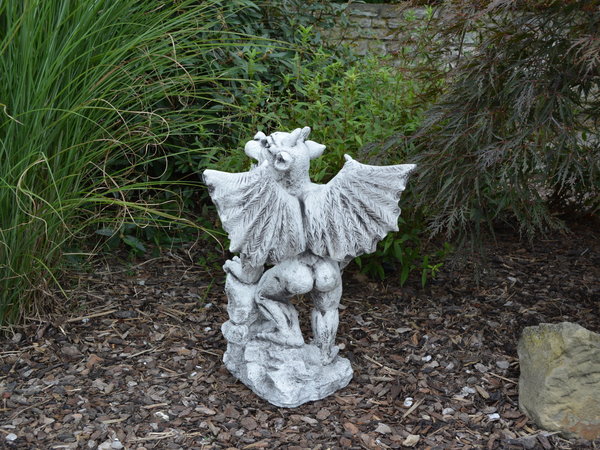 Gargoyle mit Flügel