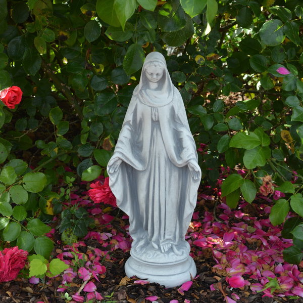 Kleine Madonna für den Garten
