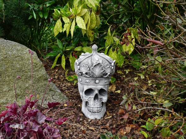 Mexican Skull: Symbol of the Day of the Dead